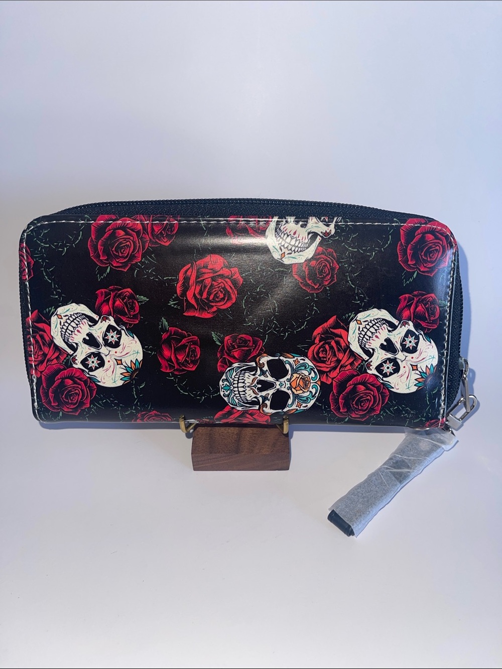 Skull & Rose Zip-Around Wallet - Black/Red